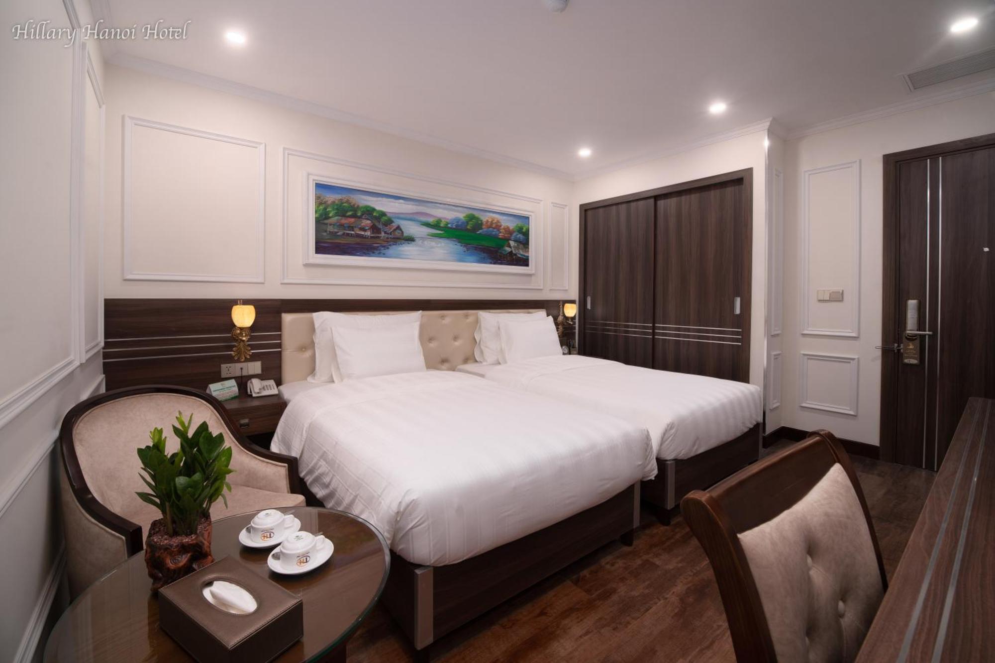 Khách sạn Hillary 4*